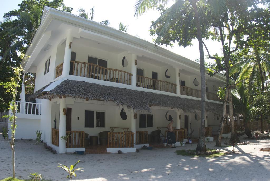 Evolution Dive And Beach Resort Logon Exterior foto