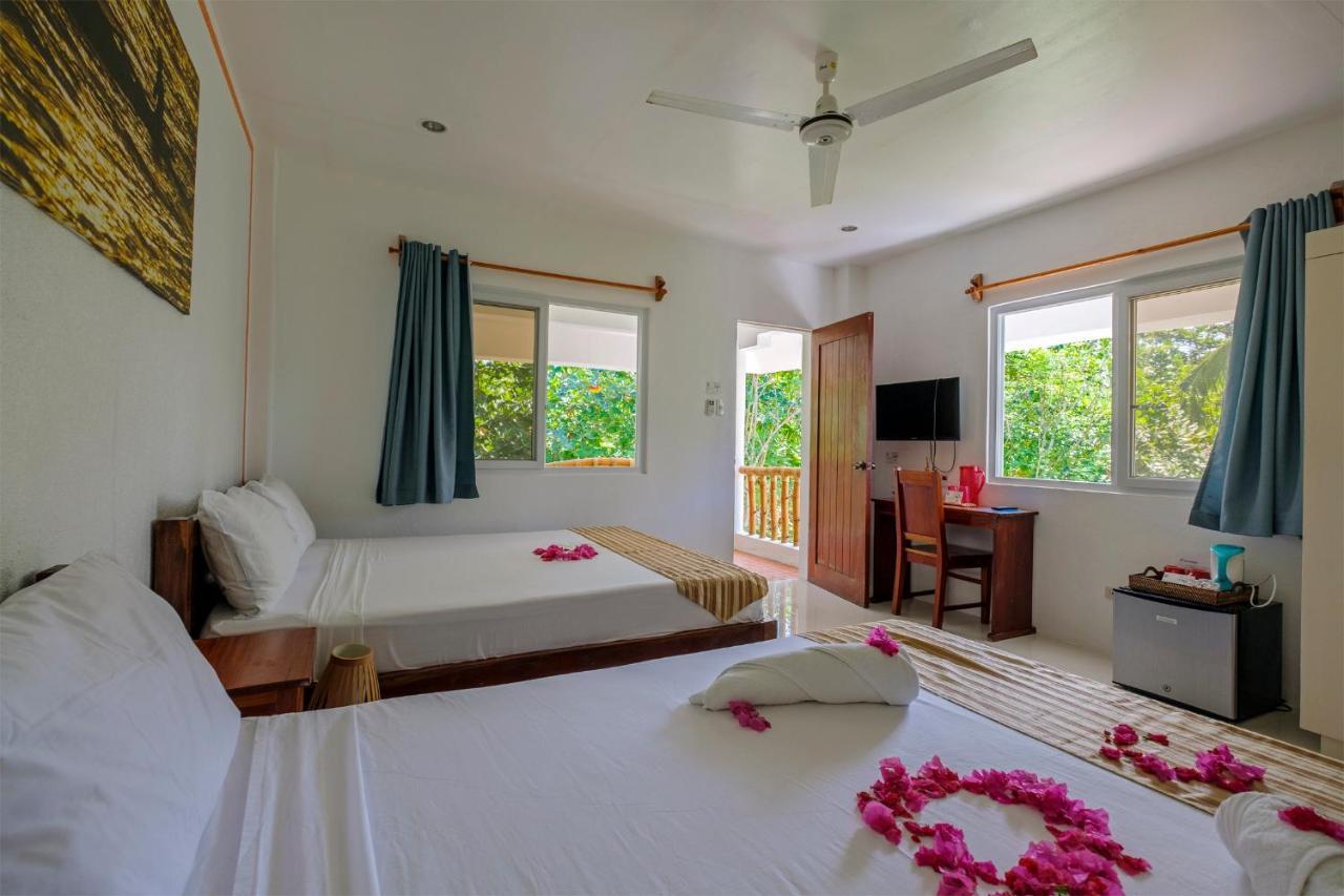 Evolution Dive And Beach Resort Logon Exterior foto